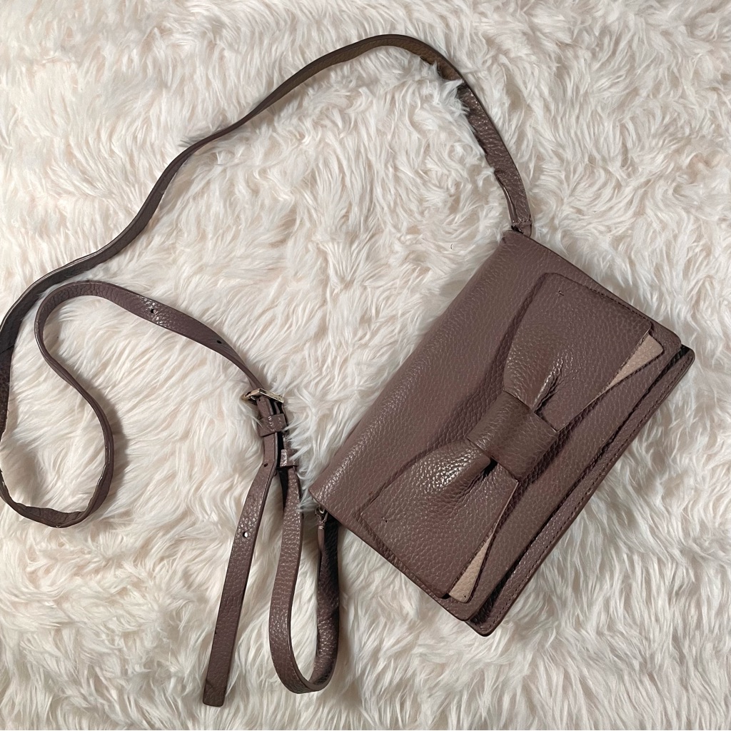 Kate Spade Mauve/Taupe Crossbody Bag With Bow Accent - Pebbled Leather